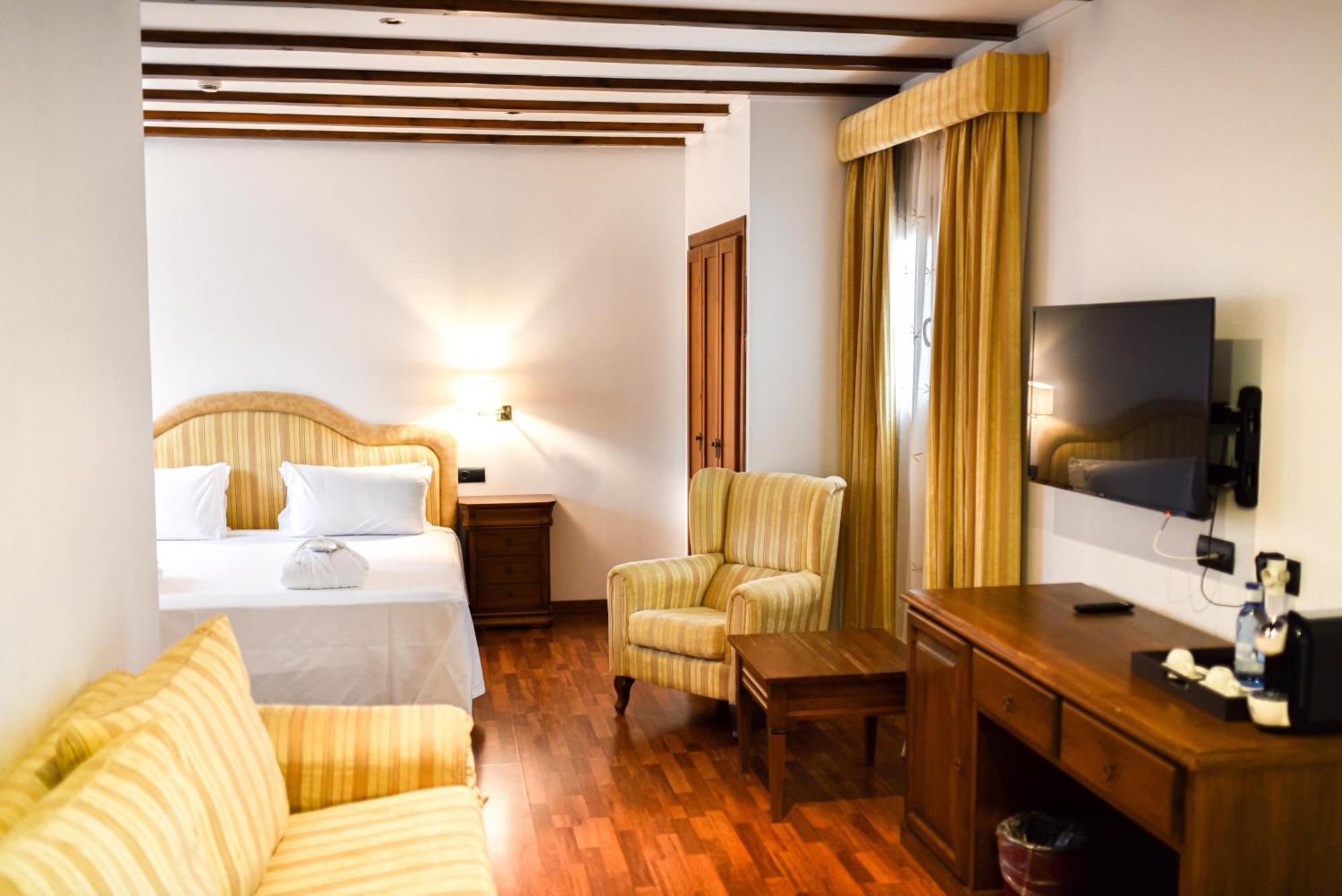 Hotel Alegria Bodega Real à El Puerto de Santa María Extérieur photo