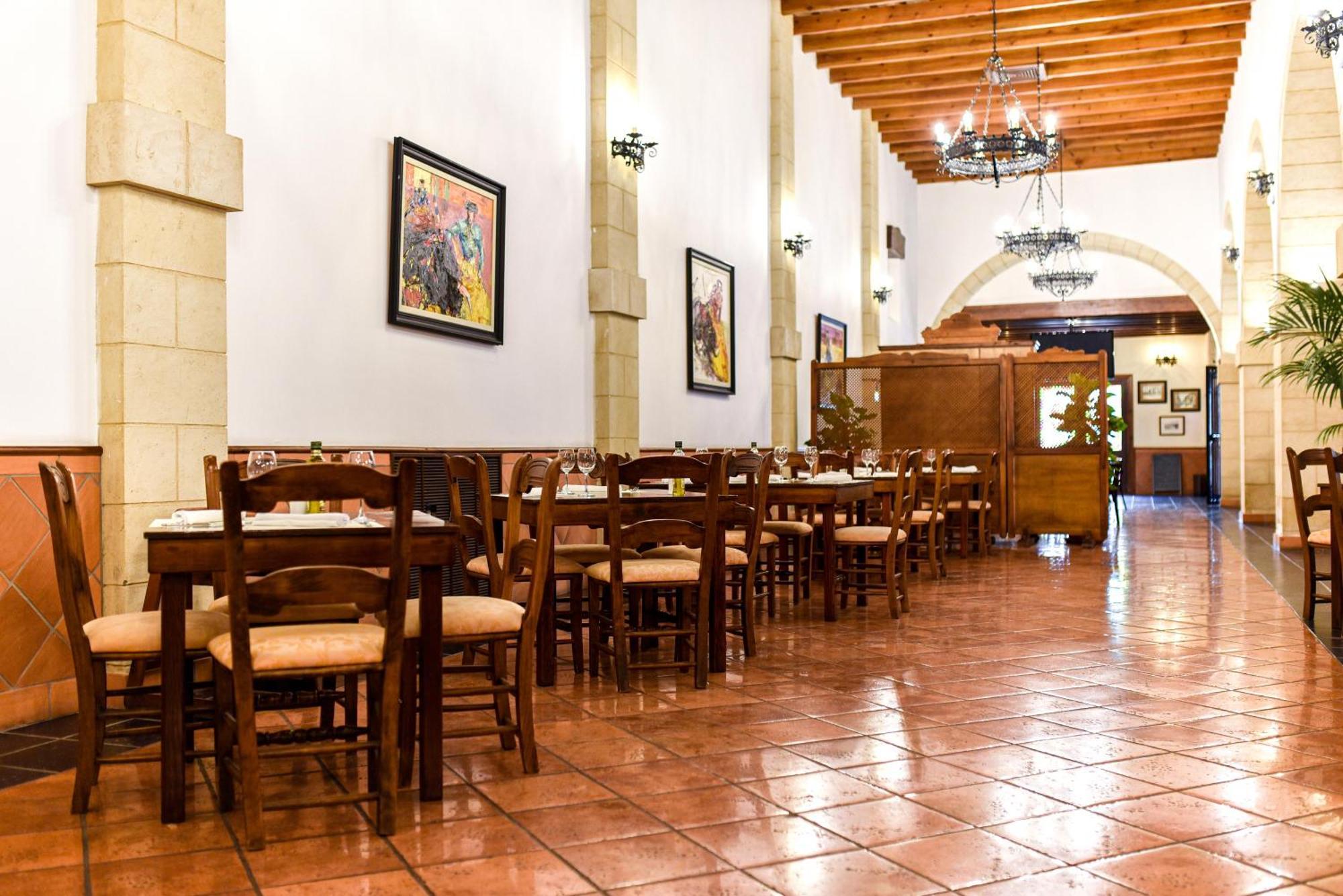 Hotel Alegria Bodega Real à El Puerto de Santa María Extérieur photo